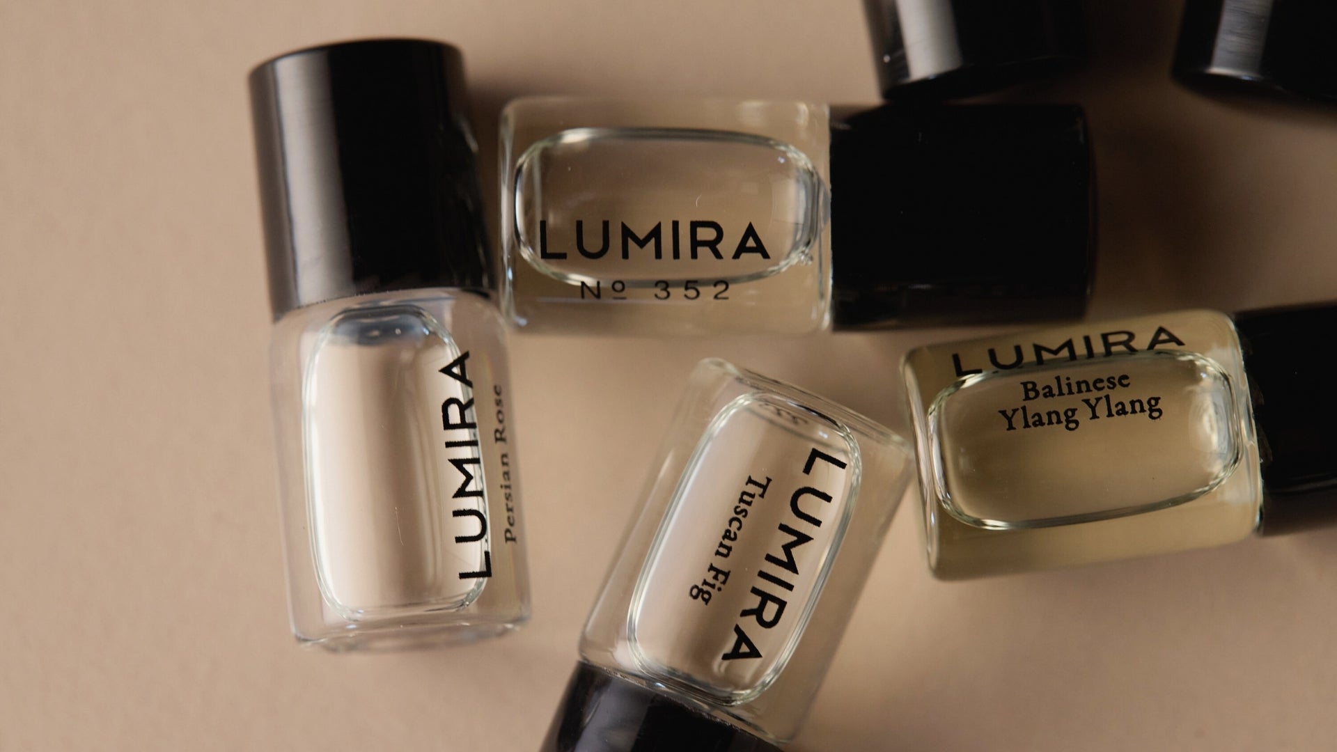 How to Layer Fragrance Like a Stylist - LUMIRA