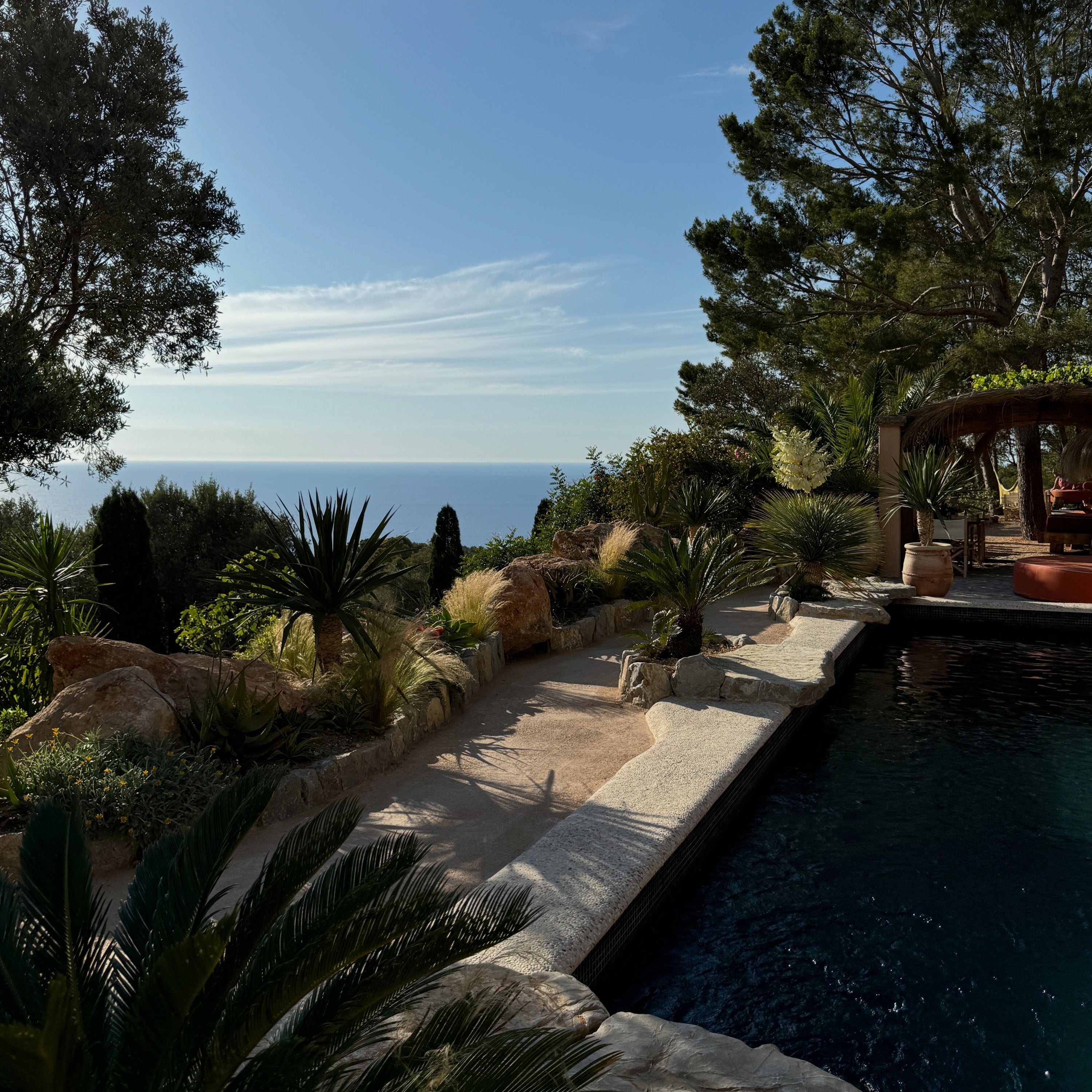 How to Choose a Luxury Fragrance by Mood