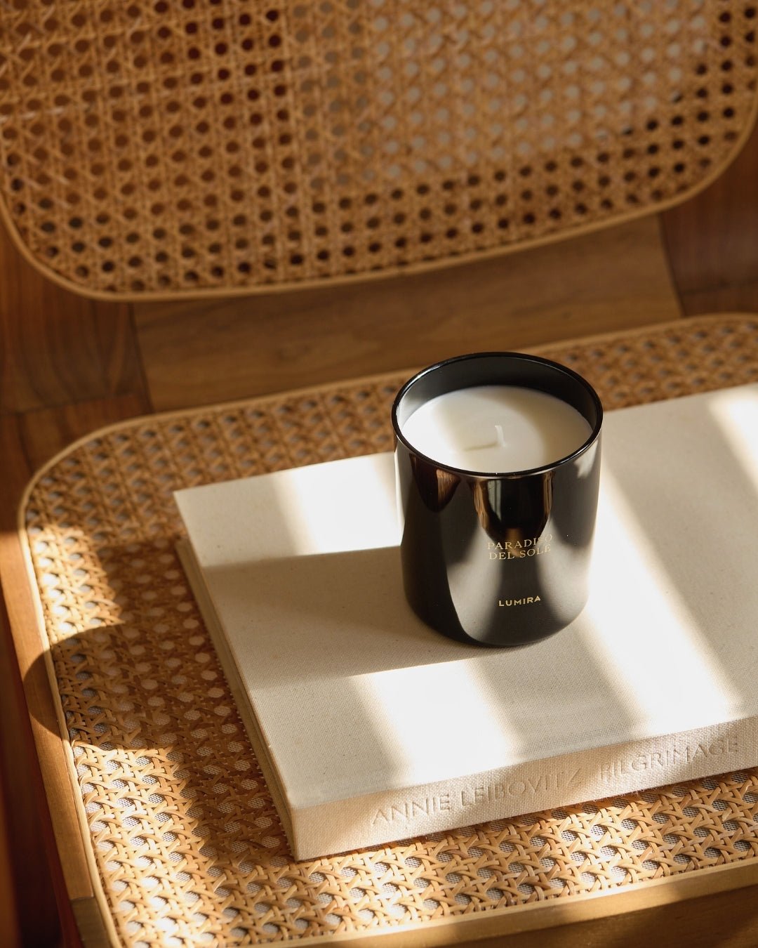 Crafting the Perfect Ritual: How Scent Shapes the Atmosphere of a Home - LUMIRA