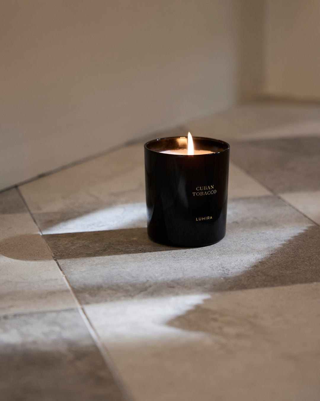 LUMIRA Cuban Tobacco Candle