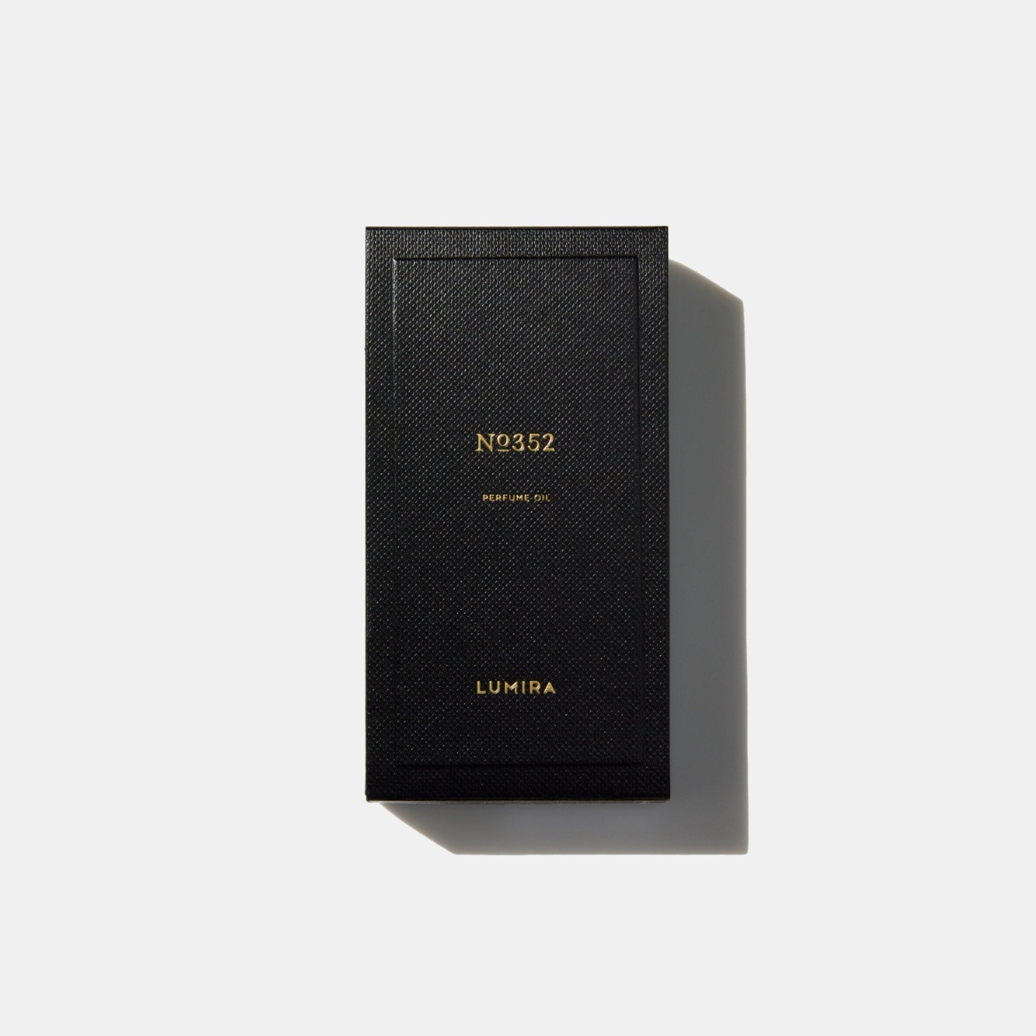 No352 Leather & Cedar Perfume Oil - LUMIRA
