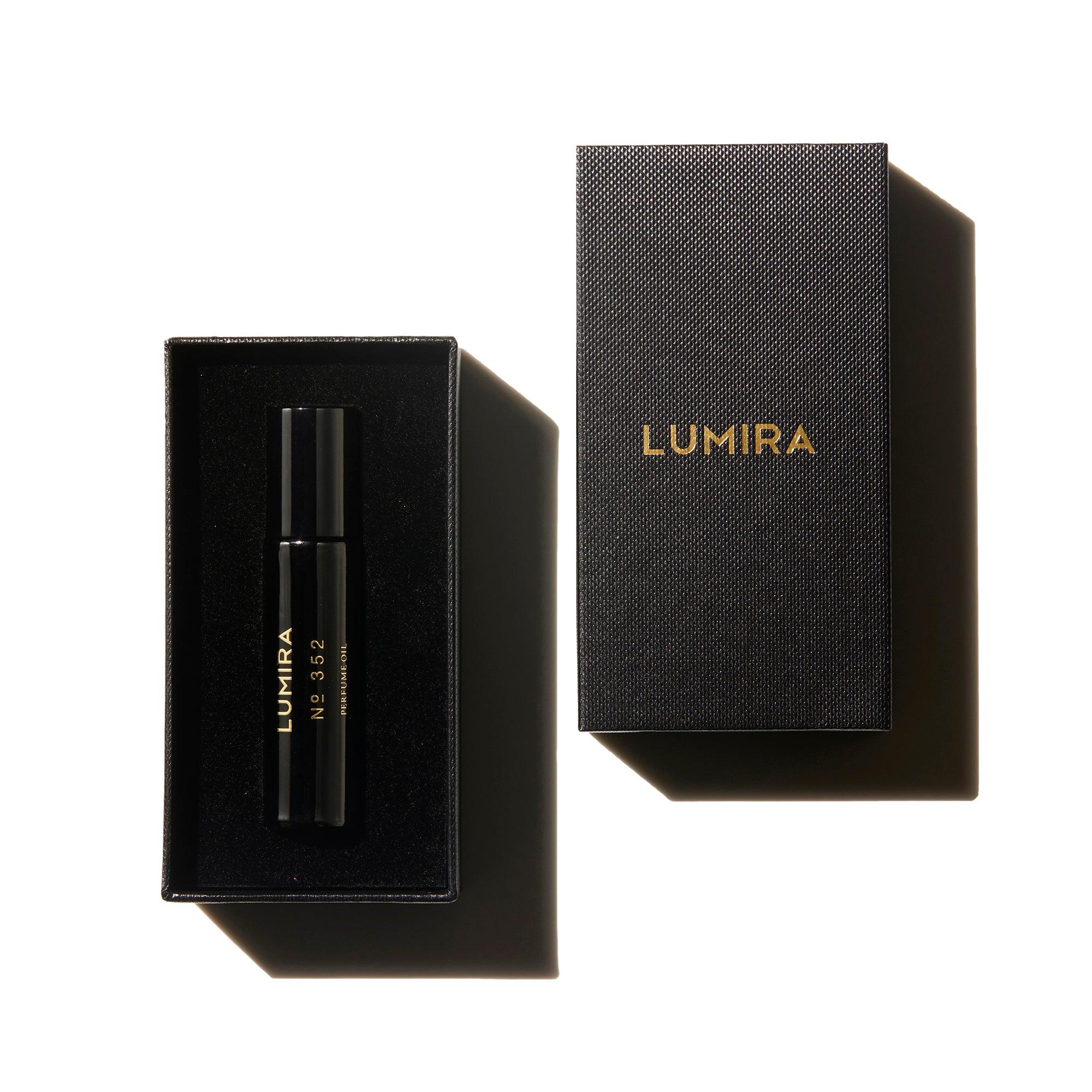 No352 Leather & Cedar Perfume Oil - LUMIRA